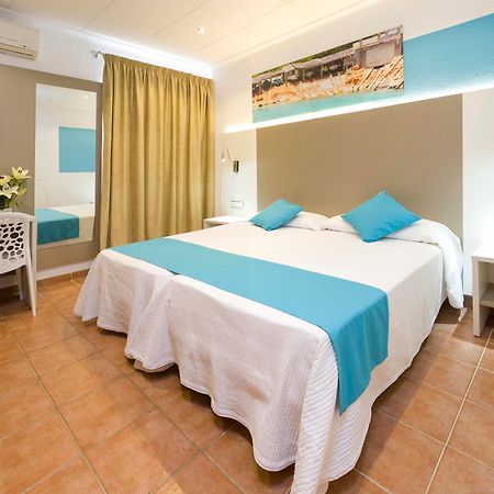 Hostal Adelino San Antonio  Eksteriør billede