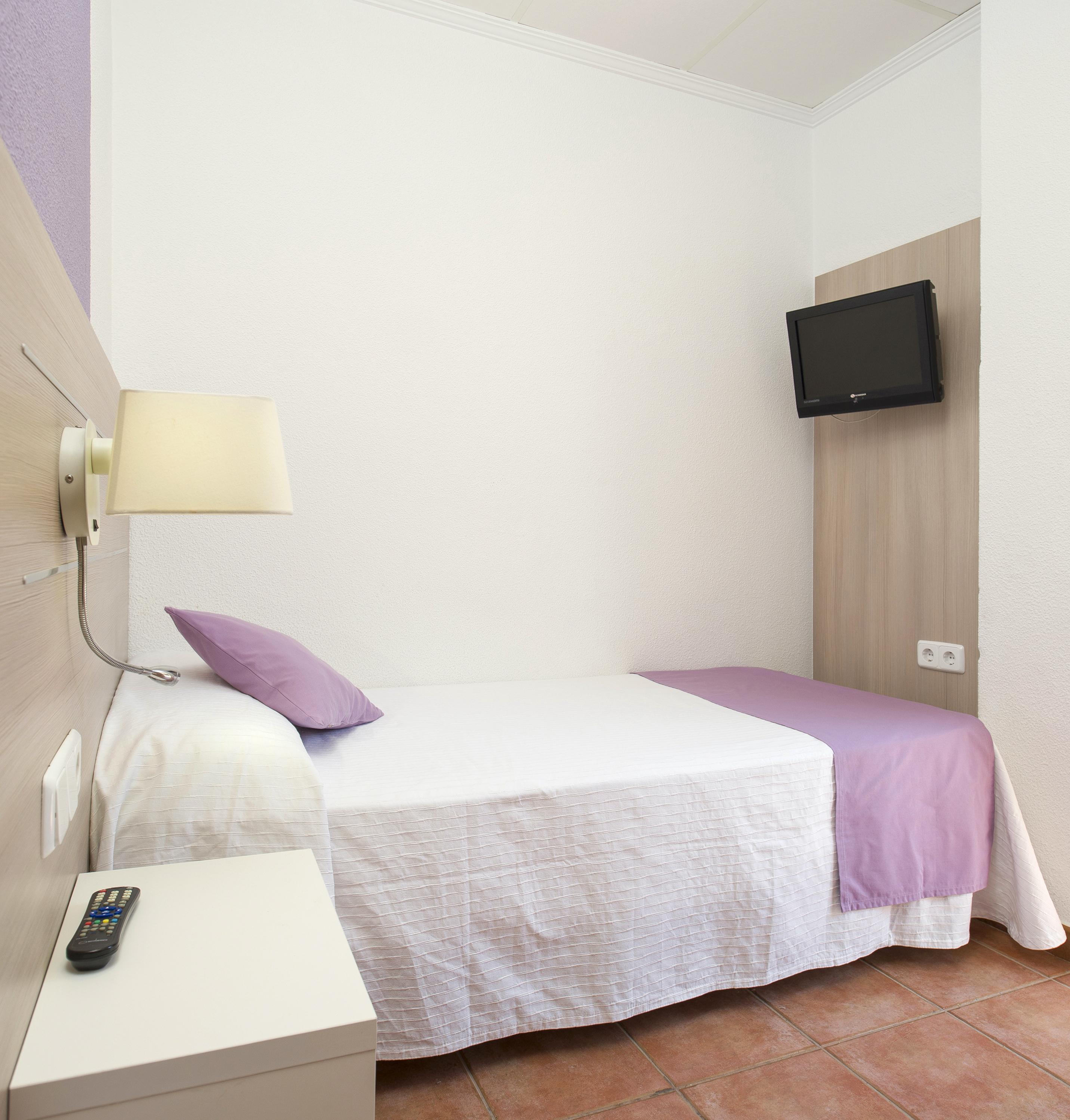 Hostal Adelino San Antonio  Eksteriør billede