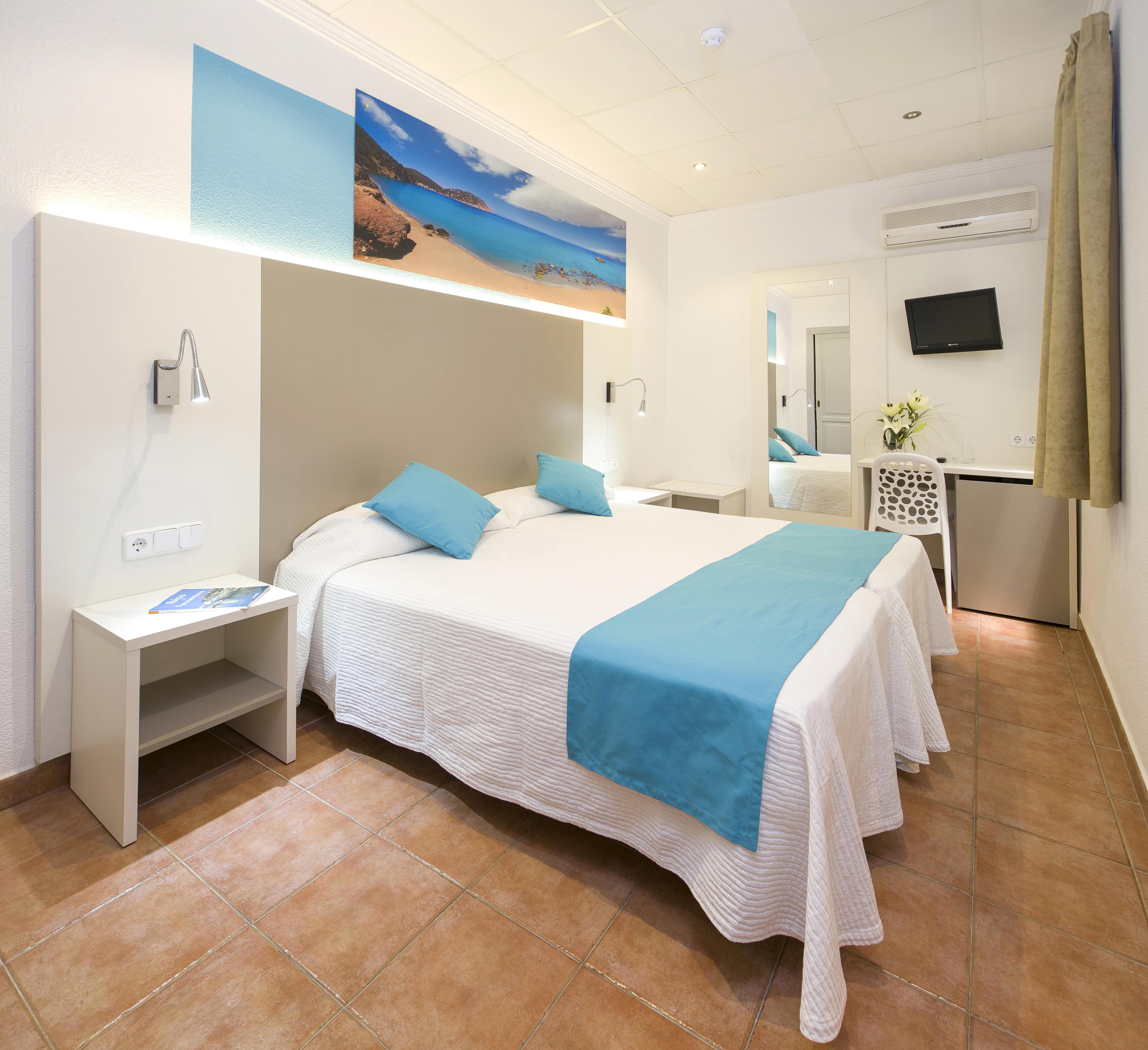 Hostal Adelino San Antonio  Eksteriør billede
