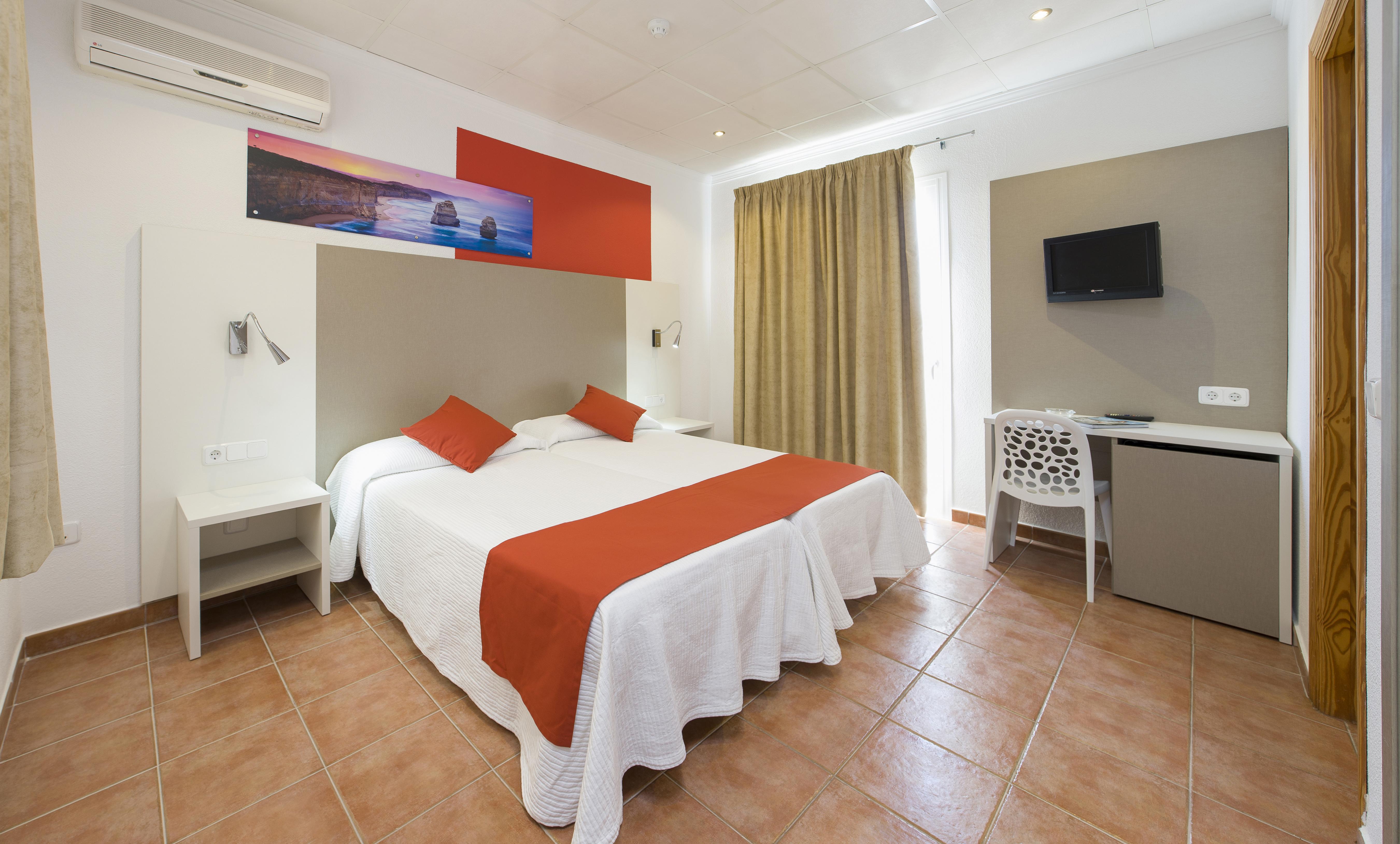 Hostal Adelino San Antonio  Eksteriør billede