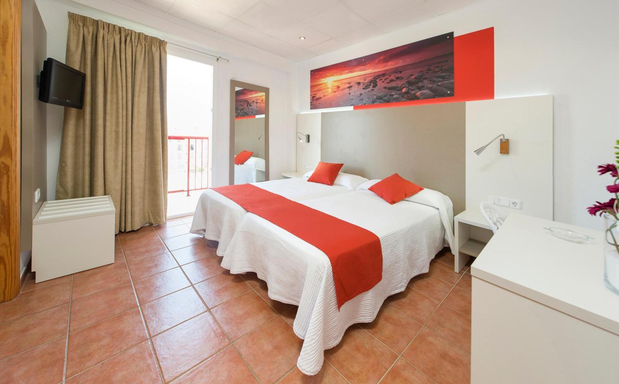 Hostal Adelino San Antonio  Eksteriør billede